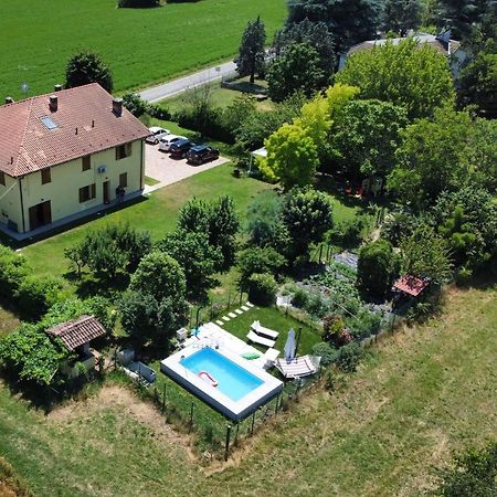 B&B Il Pozzo Кастеназо Екстериор снимка